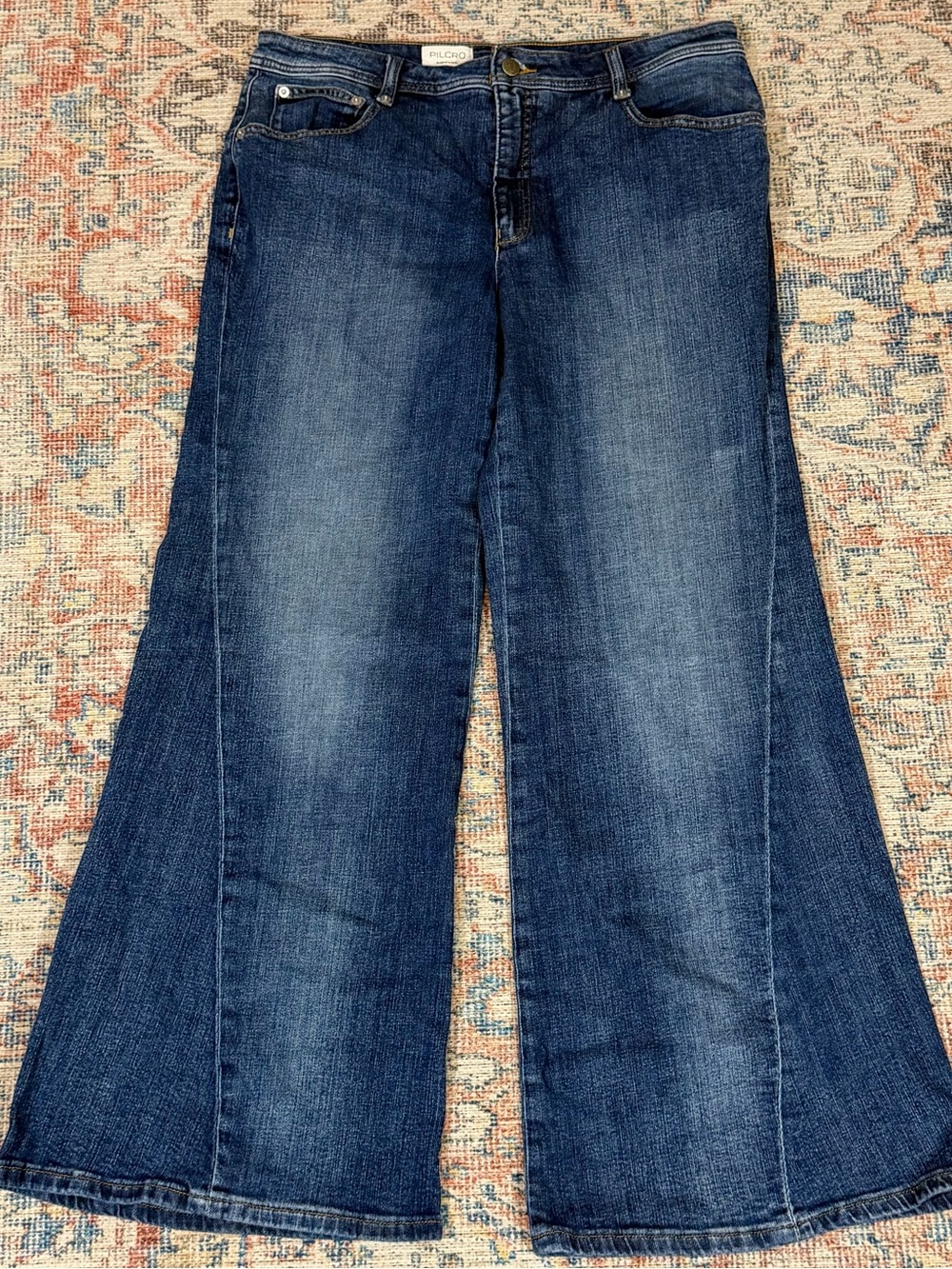 Pilcro Anthropologie Jeans 32 Medium Wash Seamed Flare Bell Bottom Stretch - Picture 2 of 15